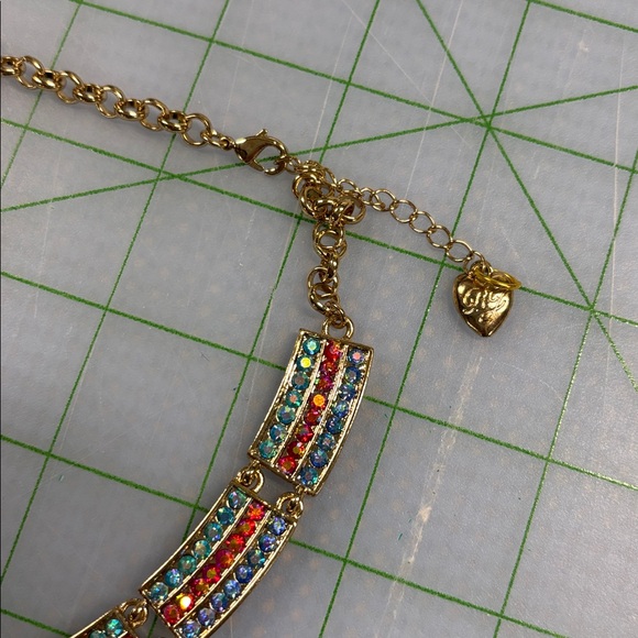 Elegant Multicolor Butterfly Necklace - Picture 6 of 7